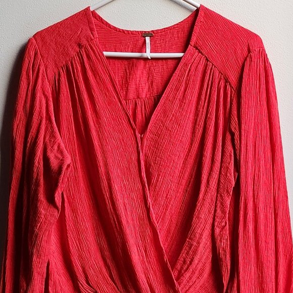 Free People Bright Red/Orange V-Neck Crossover Blouse Size Medium - Picture 5 of 16